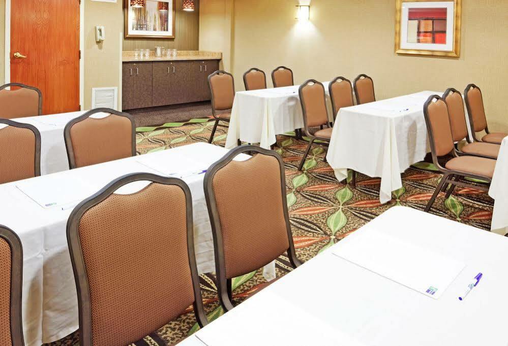 Holiday Inn Express Boston - Saugus, An Ihg Hotel Ngoại thất bức ảnh