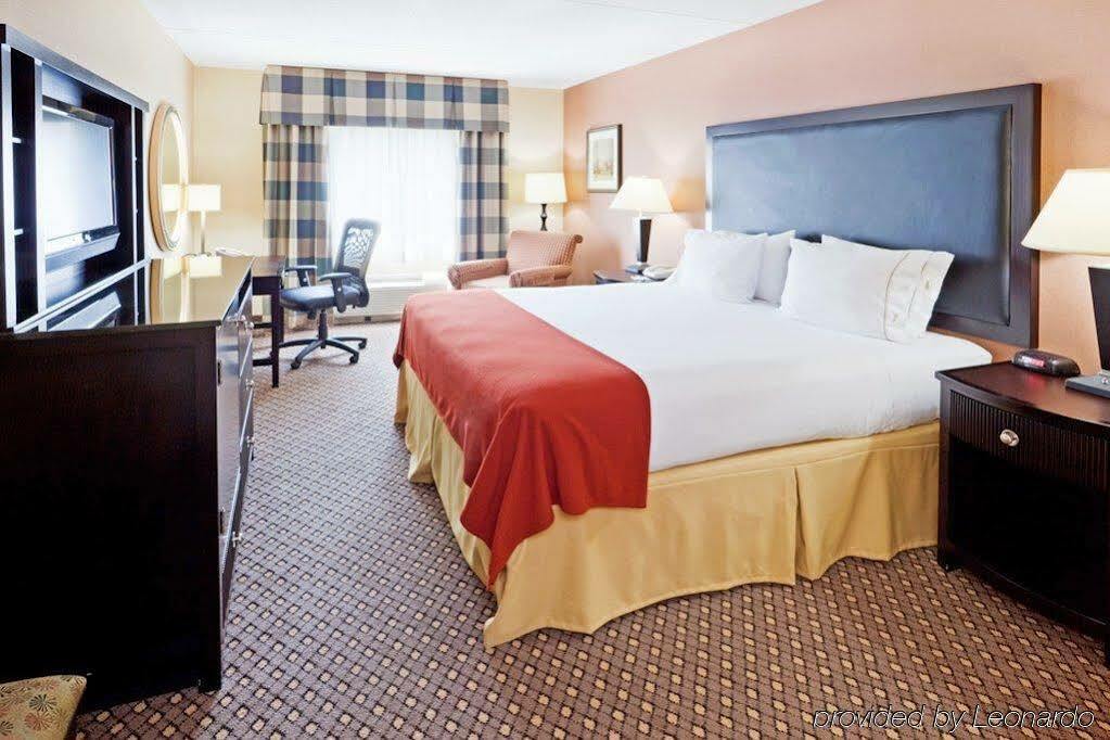 Holiday Inn Express Boston - Saugus, An Ihg Hotel Ngoại thất bức ảnh